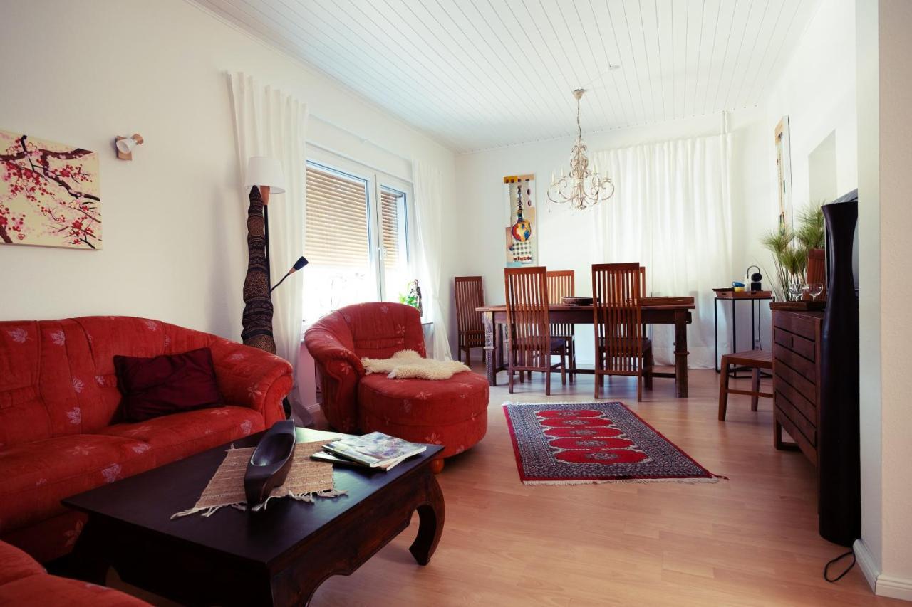 Tektona "Bed & Breakfast" Nidda Екстер'єр фото